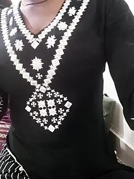 Asnoor khan online show from February 20, 4:42 am