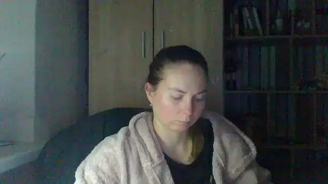 VikiLove765 online show from February 2, 7:12 pm