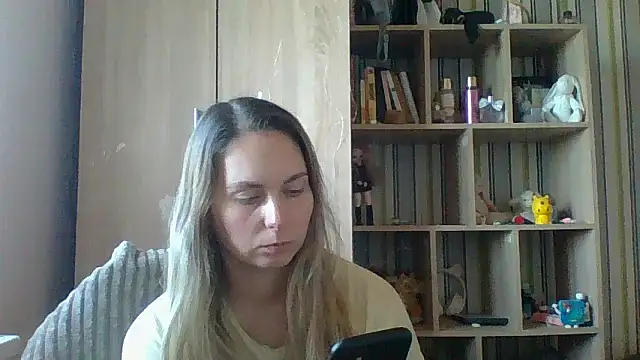 VikiLove765 online show from February 27, 10:48 am