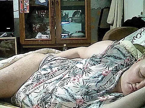 nataly4560 online show from April 28, 1:15 am