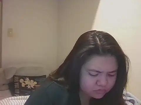 Allie 143 online show from January 6, 8:51 am