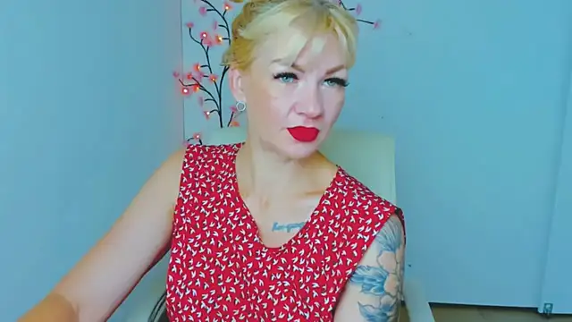 Madonna Fire online show from June 28, 6:08 am