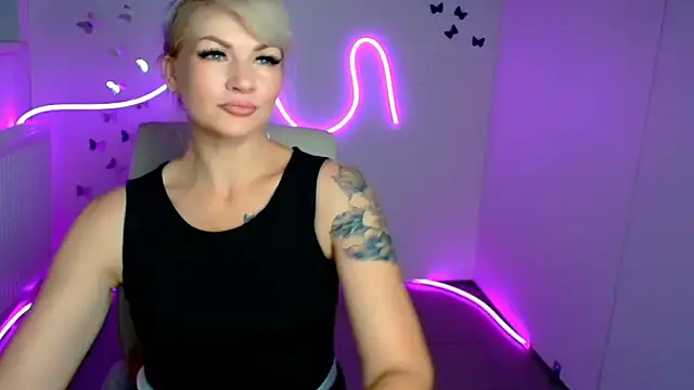 Madonna Fire online show from July 23, 12:03 pm