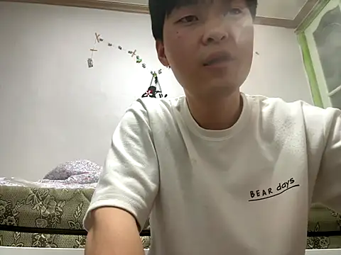 Snapshot of sssaaa6262 chatting on January 12, 8:47 pm sssaaa6262 online show from January 12, 8:47 pm