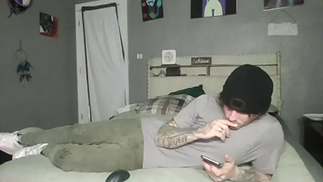 Derrick7799 online show from January 13, 2:17 am