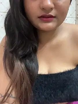 Curvy Anaya online show from March 12, 5:46 am