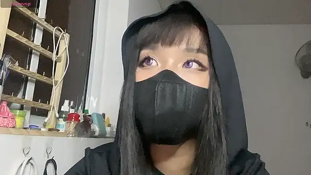 Snapshot of Tieu-May chatting on February 14, 5:21 pm Tieu-May online show from February 14, 5:21 pm