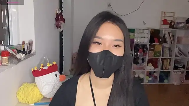 Tieu-May online show from March 5, 8:10 am