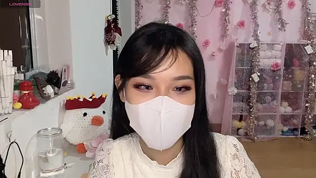 Tieu-May online show from March 8, 6:06 am