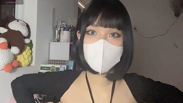 Tieu-May online show from April 11, 7:24 am