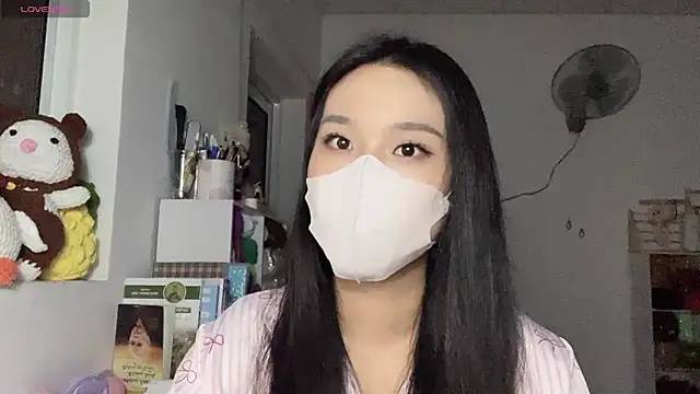 Tieu-May online show from April 12, 8:36 pm