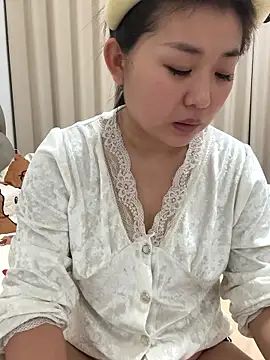 Aweiwei558 online show from January 7, 12:29 pm