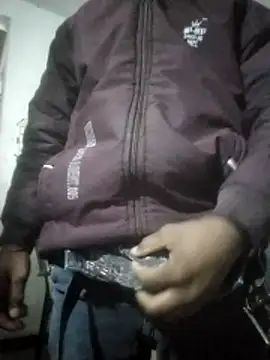 Snapshot of sexyboy_917 chatting on January 17, 3:22 am sexyboy 917 online show from January 17, 3:22 am