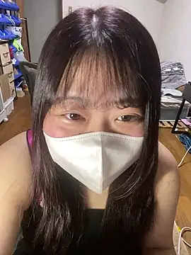 Snapshot of puni_0312 chatting on May 17, 10:44 am puni 0312 online show from May 17, 10:44 am