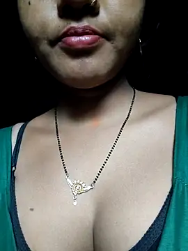 Horny-Rashi online show from April 13, 11:59 am