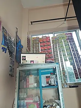 Snapshot of Lara_queenxxx chatting on February 23, 11:51 am Lara queenxxx online show from February 23, 11:51 am