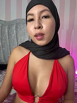 Snapshot of Shann_95 chatting on July 9, 8:46 pm Shann 95 online show from July 9, 8:46 pm