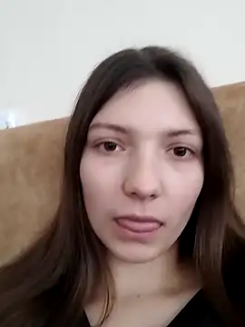 Snapshot of LunaTori456 chatting on January 6, 10:30 am LunaTori456 online show from January 6, 10:30 am