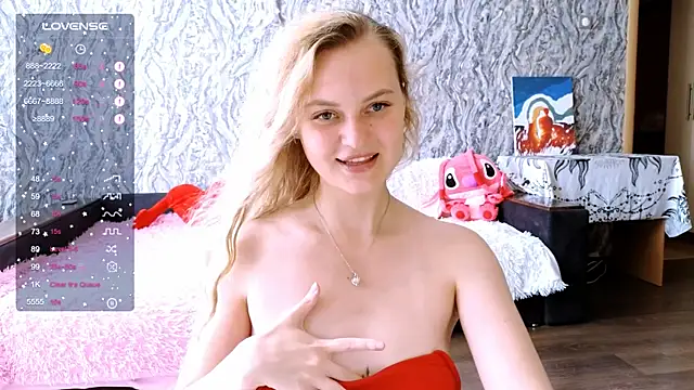Chloe muar online show from August 4, 8:50 am