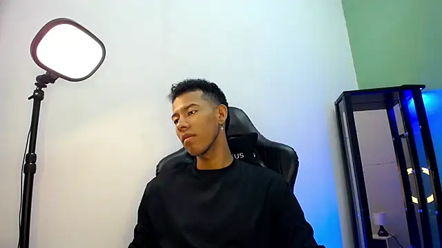 Tupac D online show from January 8, 5:21 am