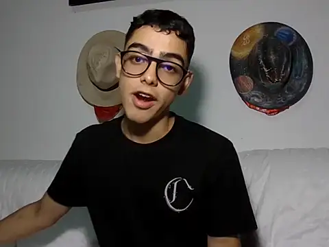 Colombian0baby online show from January 13, 11:21 pm