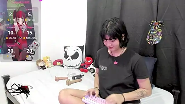 natsumixx online show from June 16, 10:56 pm