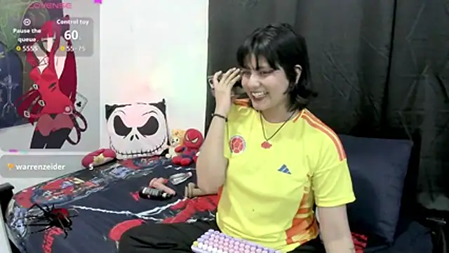 natsumixx online show from June 24, 5:39 am