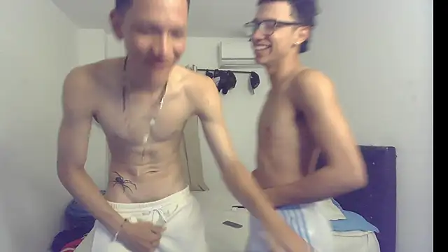 pocket loversxxx online show from April 25, 3:42 am