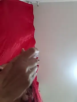 cintia love online show from April 9, 10:04 pm