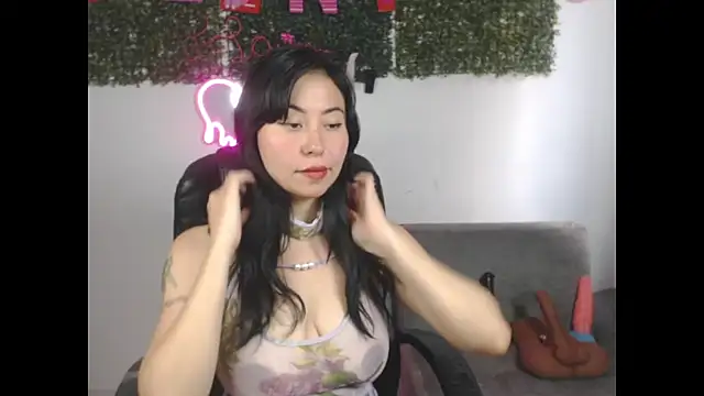 LolaOpalX online show from February 16, 4:14 pm