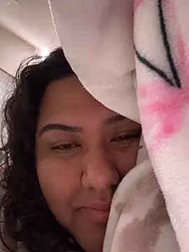 Snapshot of Angeliccreamyrican chatting on February 2, 9:08 am Angeliccreamyrican online show from February 2, 9:08 am