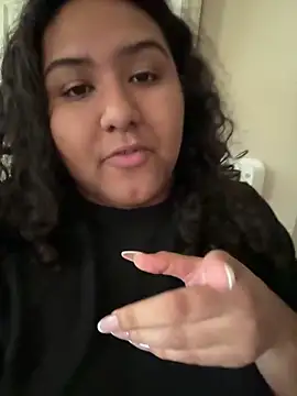 Snapshot of Angeliccreamyrican chatting on February 24, 2:37 pm Angeliccreamyrican online show from February 24, 2:37 pm