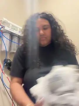 Angeliccreamyrican online show from April 6, 4:10 am