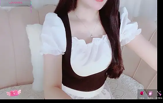 Junnatalie   online show from April 9, 5:29 am