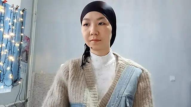 VuiCutie online show from January 9, 3:42 am