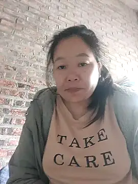 Snapshot of donaaa2 chatting on March 10, 6:29 am donaaa2 online show from March 10, 6:29 am