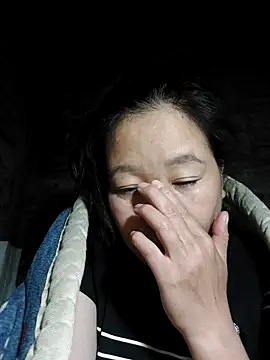 Snapshot of donaaa2 chatting on March 12, 2:01 pm donaaa2 online show from March 12, 2:01 pm