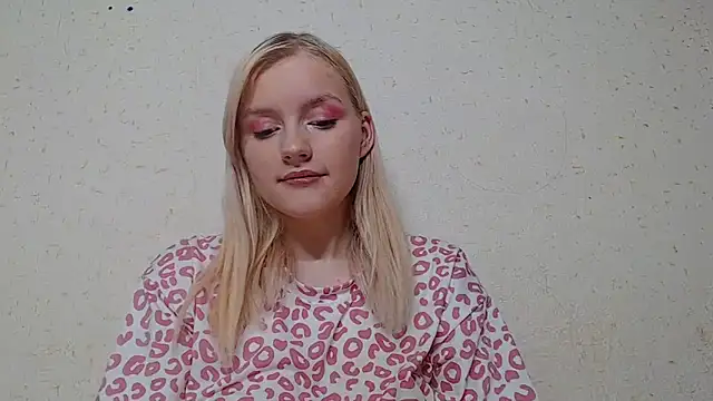 Dami1820 online show from January 6, 10:45 pm