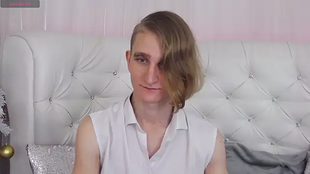 ArnoldRizzo online show from January 8, 4:15 am