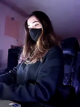 Snapshot of kirakitty_xoxo chatting on January 5, 6:22 pm kirakitty xoxo online show from January 5, 6:22 pm