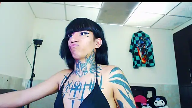 Snapshot of jazmin_wolf chatting on January 31, 7:11 pm jazmin wolf online show from January 31, 7:11 pm