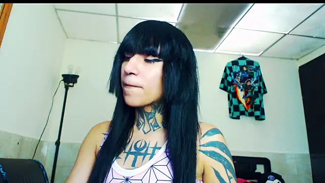 Snapshot of jazmin_wolf chatting on February 10, 4:55 pm jazmin wolf online show from February 10, 4:55 pm