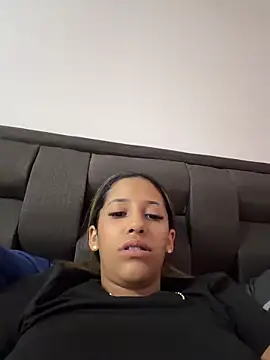 vicky bass  online show from May 10, 6:02 pm