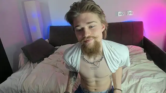 Snapshot of Lev_Miller chatting on February 20, 6:26 am Lev Miller online show from February 20, 6:26 am