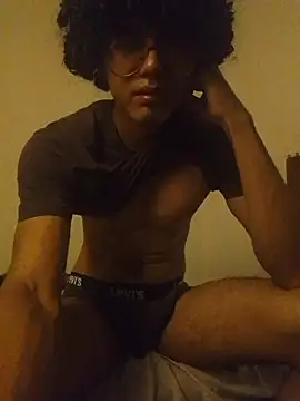 cutetwinkldr online show from January 14, 5:13 am