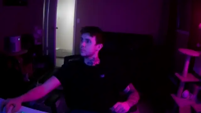 skateboardskate online show from January 7, 1:19 am