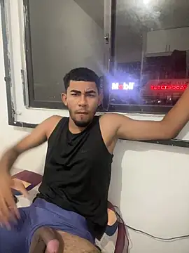 Snapshot of youngalexofficial chatting on February 26, 4:22 am youngalexofficial online show from February 26, 4:22 am