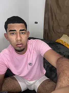 Snapshot of youngalexofficial chatting on March 4, 4:29 am youngalexofficial online show from March 4, 4:29 am