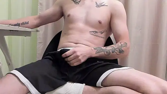 whiiteboy online show from January 9, 3:04 pm