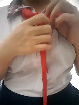 lina loveee online show from May 8, 9:36 am